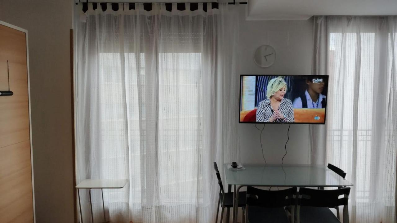 Apartamento En Atocha - Silencioso Y Luminoso Madrid Buitenkant foto