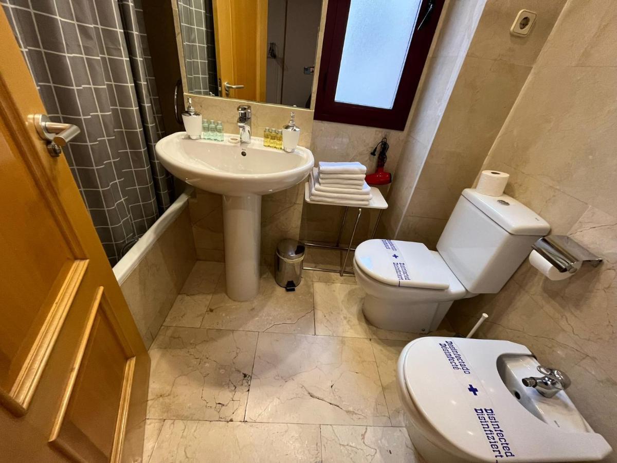 Apartamento En Atocha - Silencioso Y Luminoso Madrid Buitenkant foto